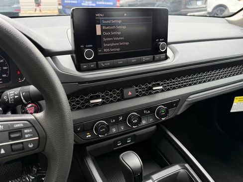 Used 2025 Honda Accord SE image 24