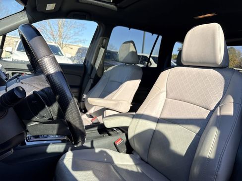 Used 2020 Honda Passport Elite image 12