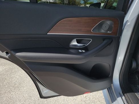 New 2026 Mercedes-Benz GLE 580 4MATIC image 11