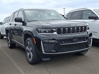New 2026 Jeep Grand Cherokee Limited w/ Luxury Tech Group II AWD/4WD video 1