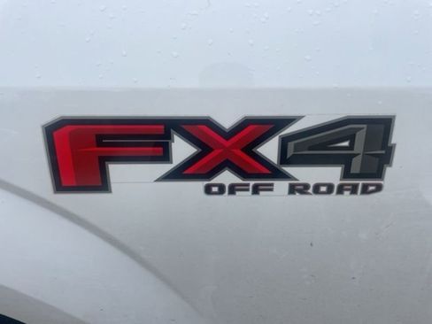 Used 2018 Ford F150 XLT w/ Equipment Group 302A Luxury image 8