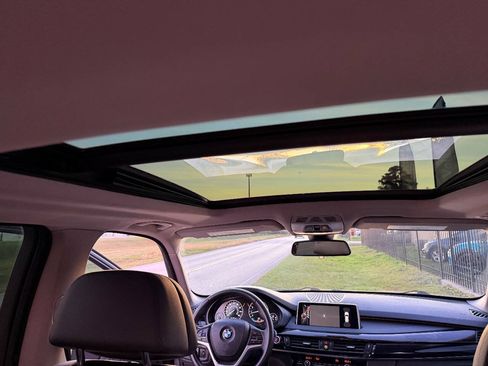 Used 2015 BMW X5 xDrive35i AWD/4WD image 25