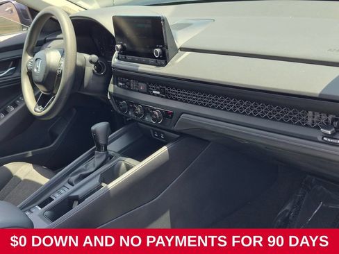 Used 2025 Honda Accord SE image 32