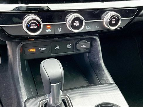 Used 2025 Honda Civic Sport image 18