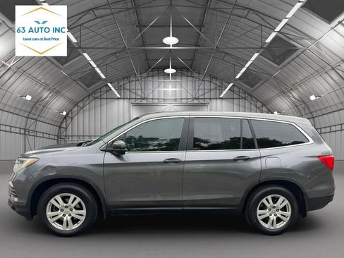 Used 2016 Honda Pilot LX image 2
