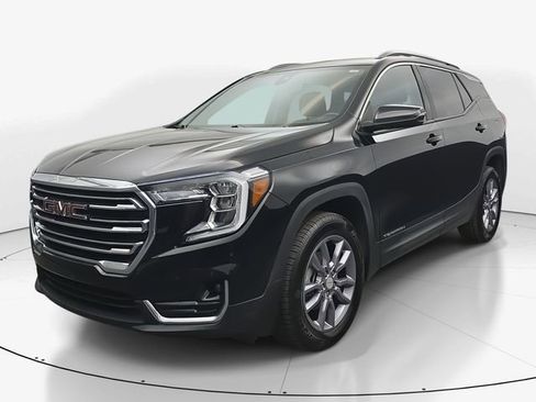 Used 2024 GMC Terrain SLT image 5
