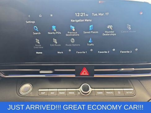 Used 2025 Hyundai Elantra SEL w/ Cargo Package FWD image 23