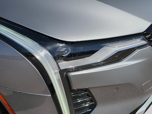 Used 2025 Cadillac CT4 Premium Luxury RWD image 27