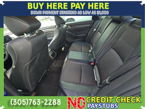Used 2018 Honda Accord Sport image 11