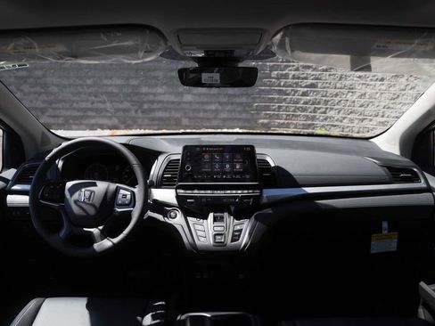 New 2026 Honda Odyssey EX-L image 11