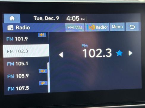 Certified 2023 Hyundai Venue SEL image 25