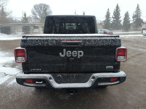 Used 2022 Jeep Gladiator Overland w/ Popular Equipment Package image 10