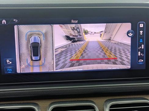 Used 2024 Mercedes-Benz GLE 450 4MATIC image 16