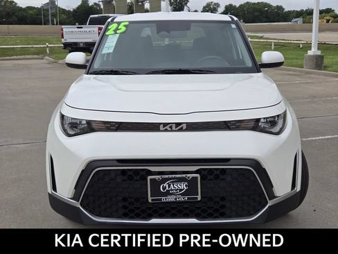 Certified 2025 Kia Soul LX FWD image 2