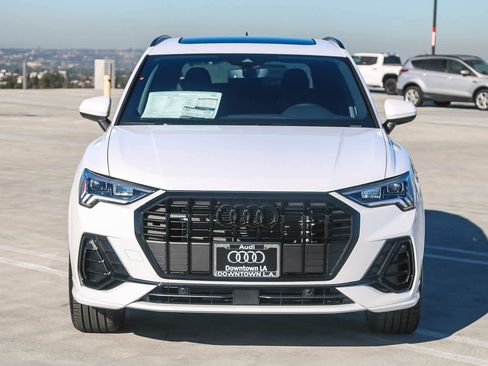 New 2025 Audi Q3 2.0T Premium image 2