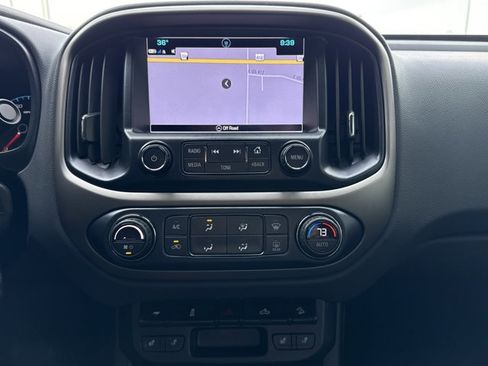 Used 2018 Chevrolet Colorado Z71 image 18