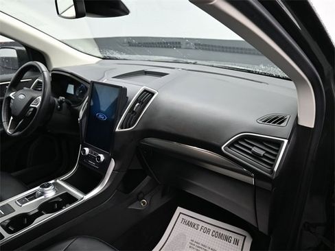 Used 2022 Ford Edge SEL w/ Convenience Package image 10