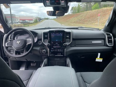 New 2026 RAM 1500 Big Horn AWD/4WD image 19