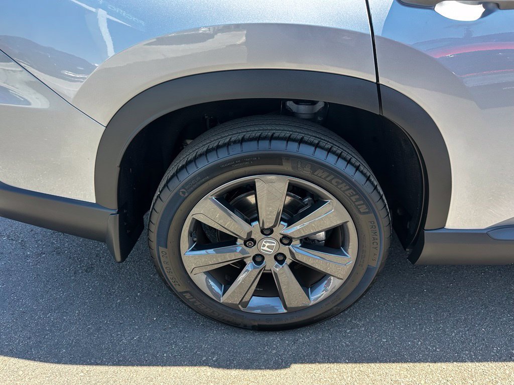 Certified 2024 Honda Pilot Sport image 12