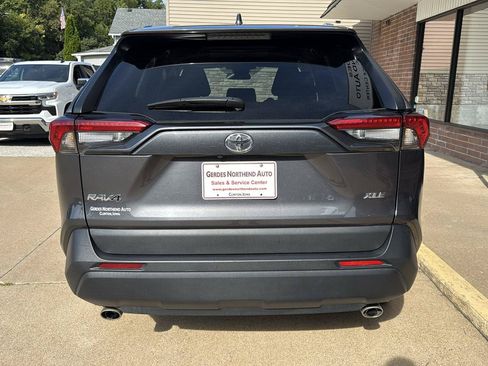 Used 2024 Toyota RAV4 XLE FWD image 30