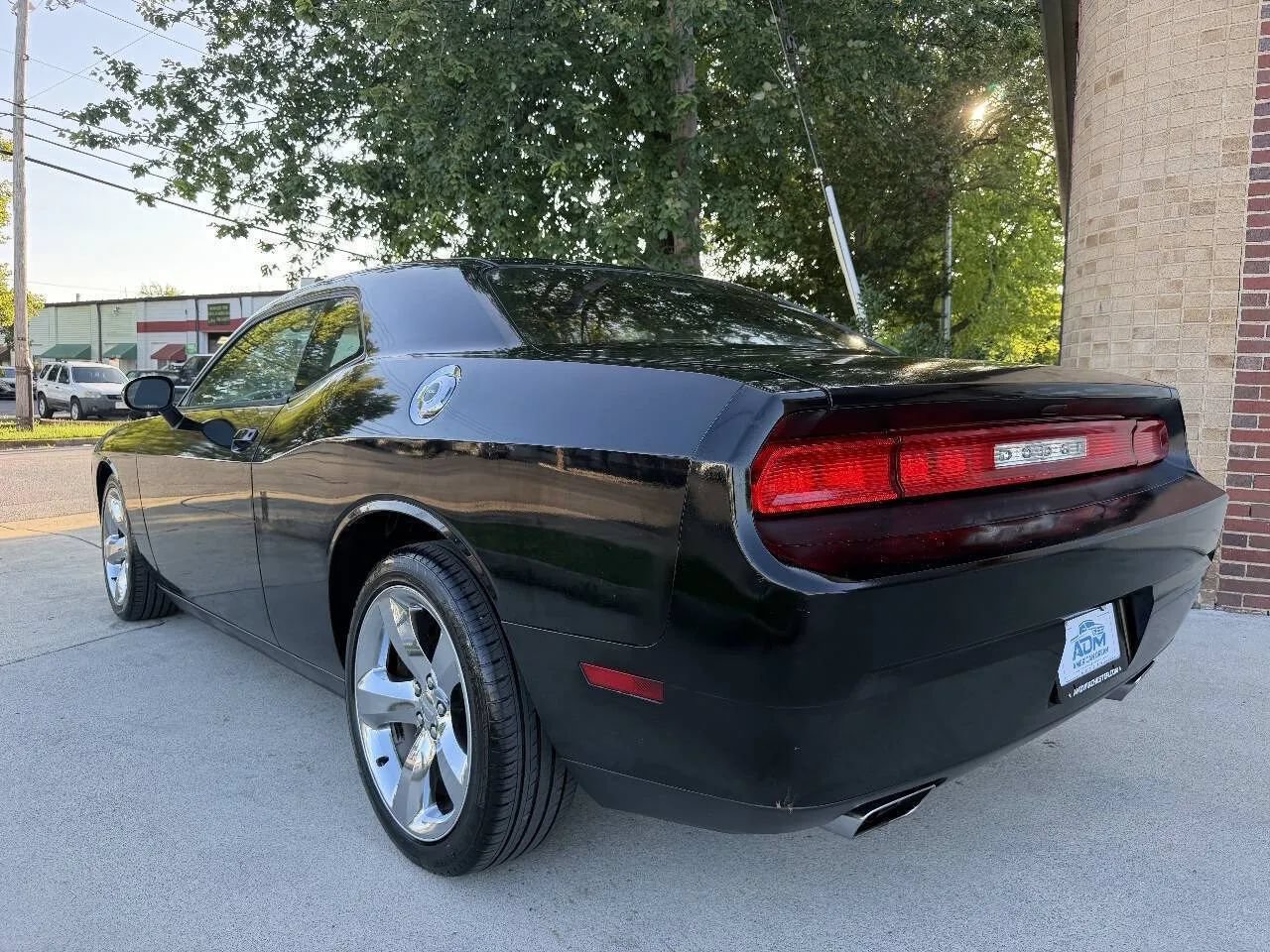 Used 2013 Dodge Challenger SXT RWD image 11