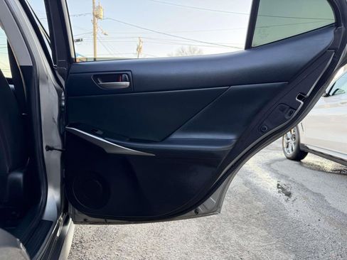 Used 2018 Lexus IS 300 AWD w/ Comfort Package image 14