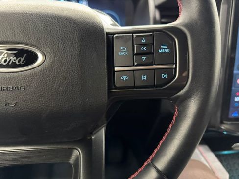 Used 2022 Ford Expedition Limited image 22