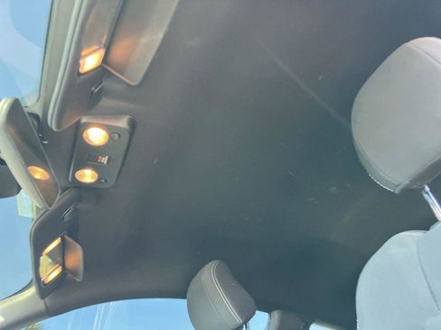 Used 2022 Ford Mustang Coupe image 20