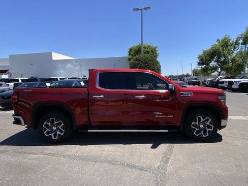 Used 2023 GMC Sierra 1500 SLT w/ SLT Premium Package AWD/4WD image 2