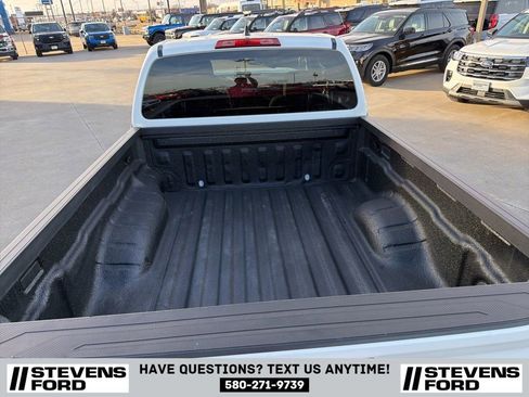 Used 2023 Nissan Frontier S image 7