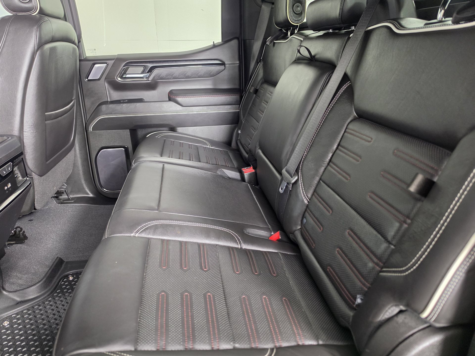Used 2022 GMC Sierra 1500 AT4X AWD/4WD image 28