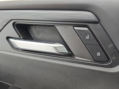 Used 2024 GMC Acadia Elevation FWD image 33