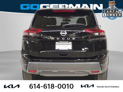 Used 2025 Nissan Rogue SL FWD image 8