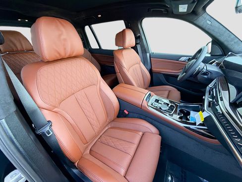 New 2026 BMW X7 xDrive40i image 16