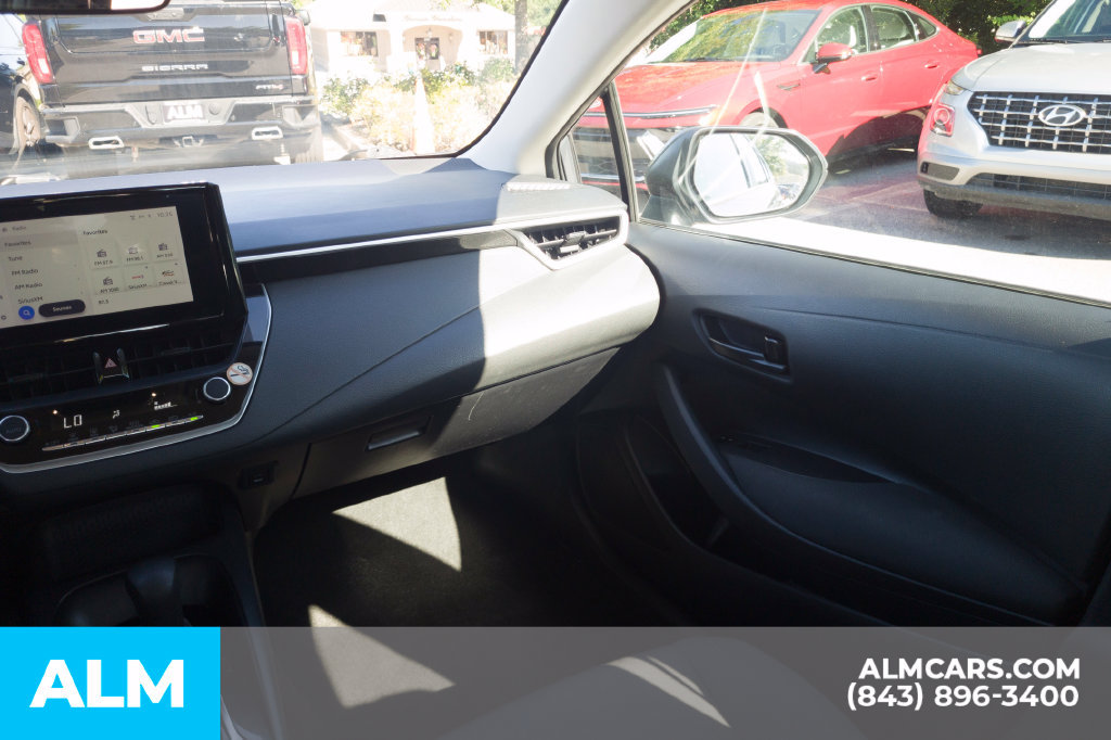 Used 2024 Toyota Corolla LE FWD image 17