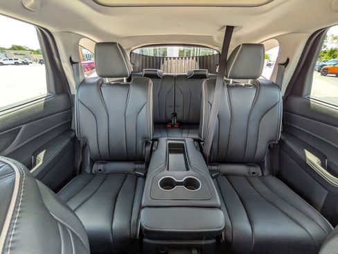 Used 2024 Acura MDX SH-AWD w/ Advance Package image 22