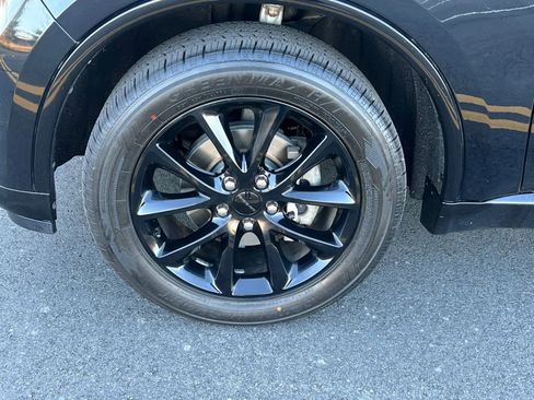 Used 2018 Dodge Durango GT w/ Premium Group image 27