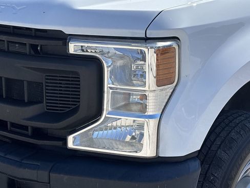 Used 2022 Ford F350 XL w/ Power Equipment Group image 6