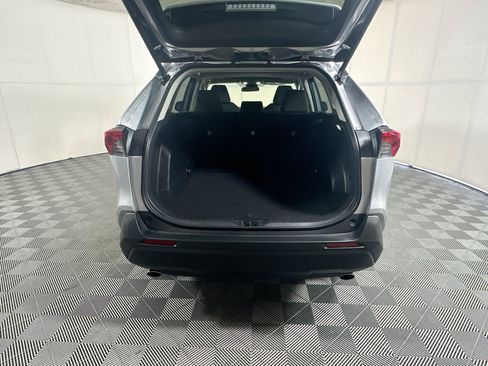 Used 2025 Toyota RAV4 XLE w/ Convenience Package FWD image 31