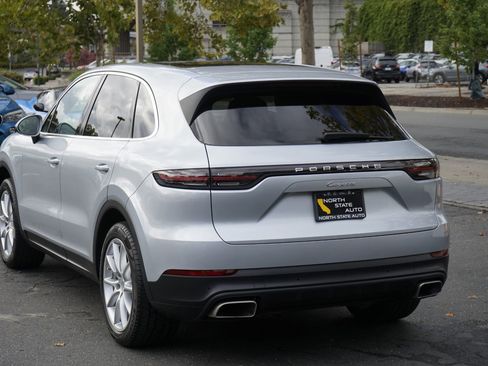 Used 2019 Porsche Cayenne image 10