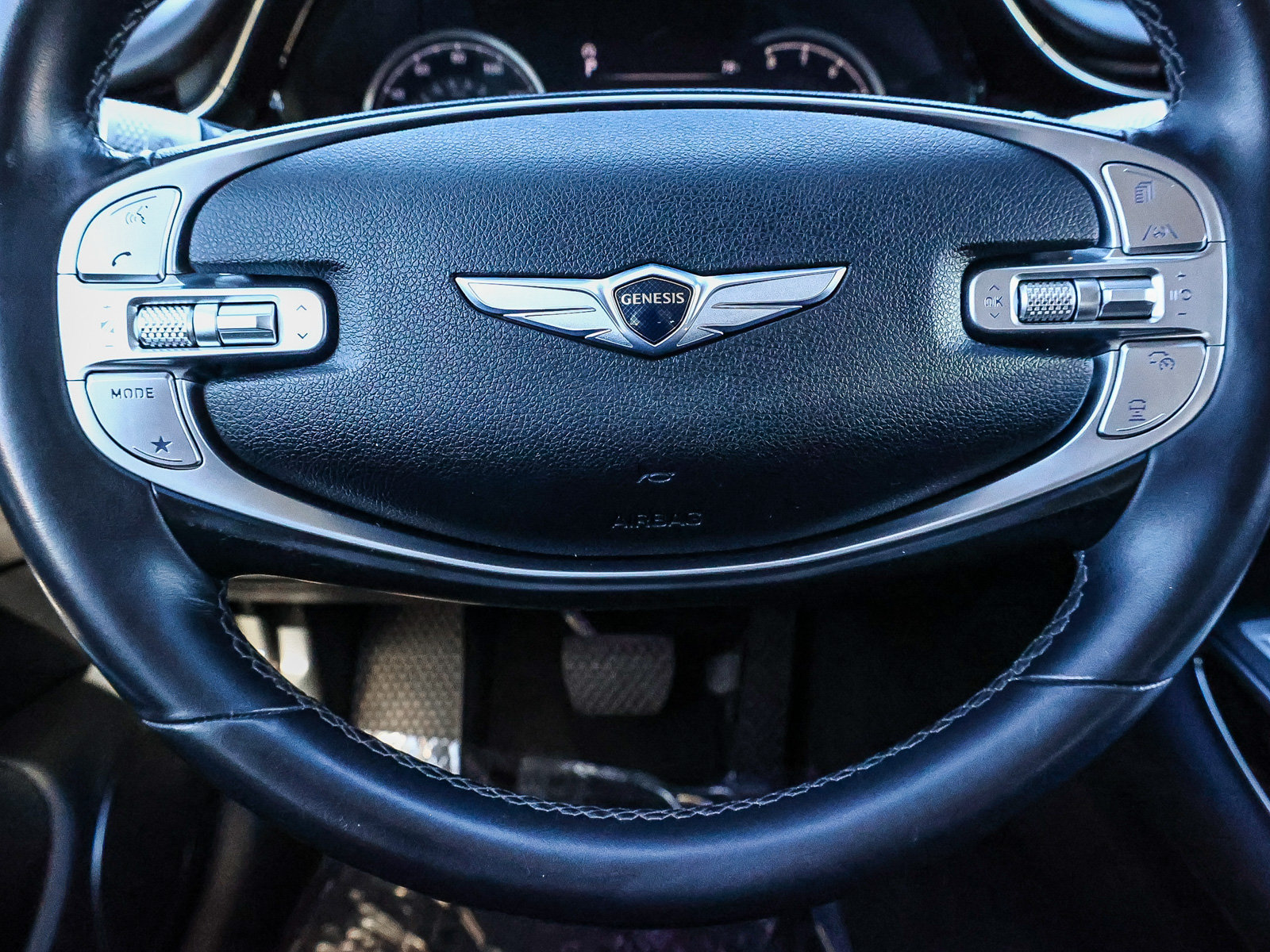 Used 2024 Genesis GV70 2.5T AWD/4WD image 25