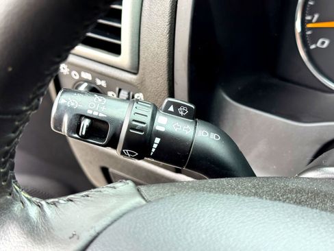 Used 2012 Chevrolet Colorado W/T image 21