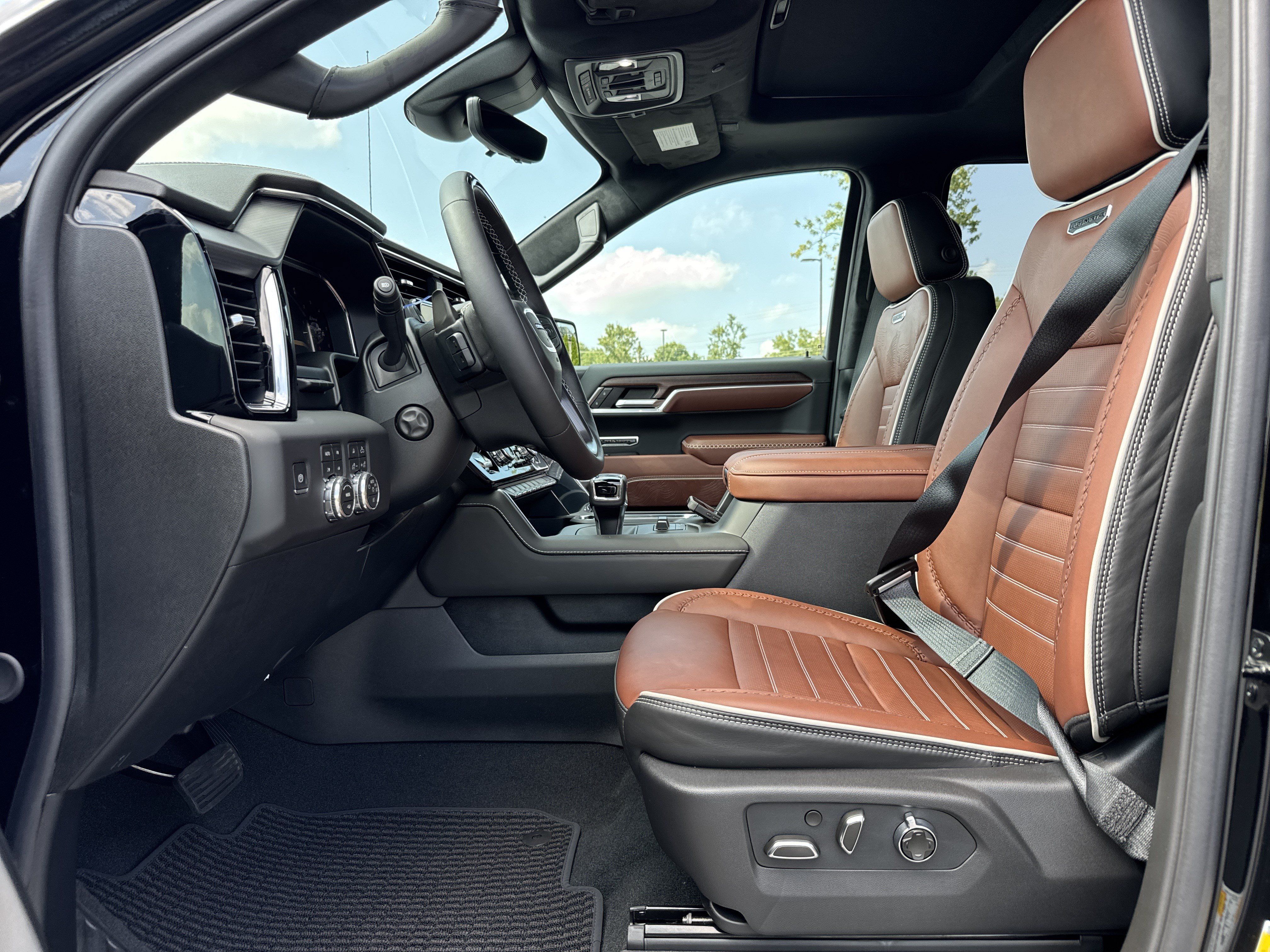 New 2026 GMC Sierra 1500 Denali Ultimate AWD/4WD image 17