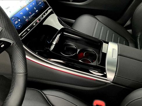 New 2025 Mercedes-Benz GLC 300 4MATIC image 7