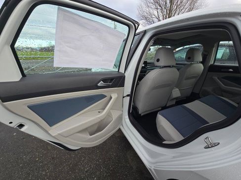 New 2026 Volkswagen Jetta SE image 17