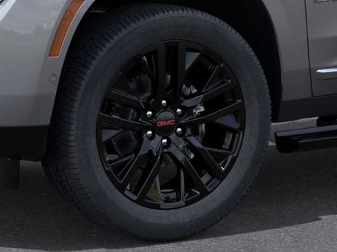 New 2026 GMC Yukon Denali w/ Denali Reserve Package AWD/4WD image 9