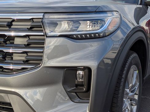New 2026 Ford Explorer Active w/ Active Comfort Package image 10