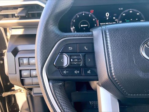 Certified 2025 Toyota 4Runner Limited image 22