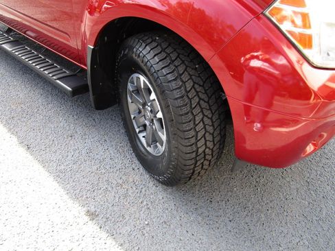 Used 2018 Nissan Frontier SV image 29