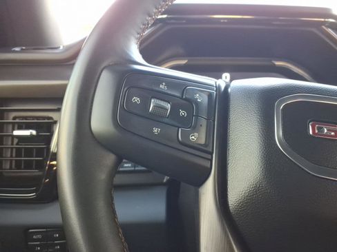 Used 2024 GMC Sierra 2500 AT4 w/ AT4 Premium Plus Package image 28